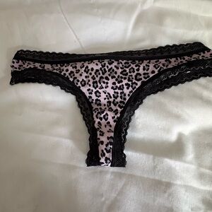 NWT Victoria's Secret Black Lace Animal Print Thong Panties
